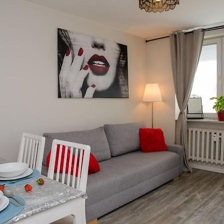Apartemen 46 m² dengan 3 kamar tidur dan 1 kamar mandi pribadi di Long Gardens Gdansk Bagian luar foto