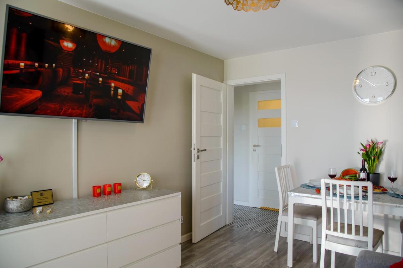 Apartemen 46 m² dengan 3 kamar tidur dan 1 kamar mandi pribadi di Long Gardens Gdansk Bagian luar foto