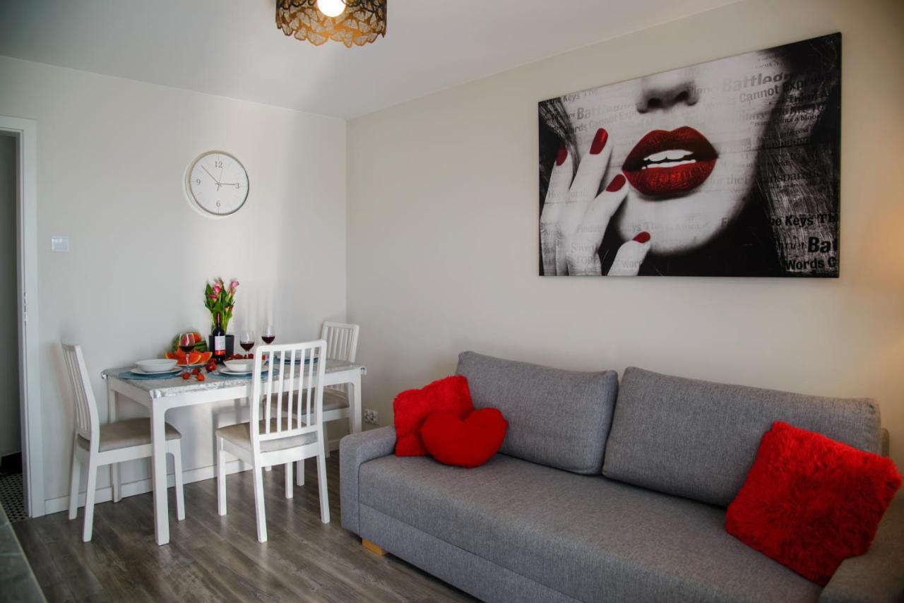 Apartemen 46 m² dengan 3 kamar tidur dan 1 kamar mandi pribadi di Long Gardens Gdansk Bagian luar foto
