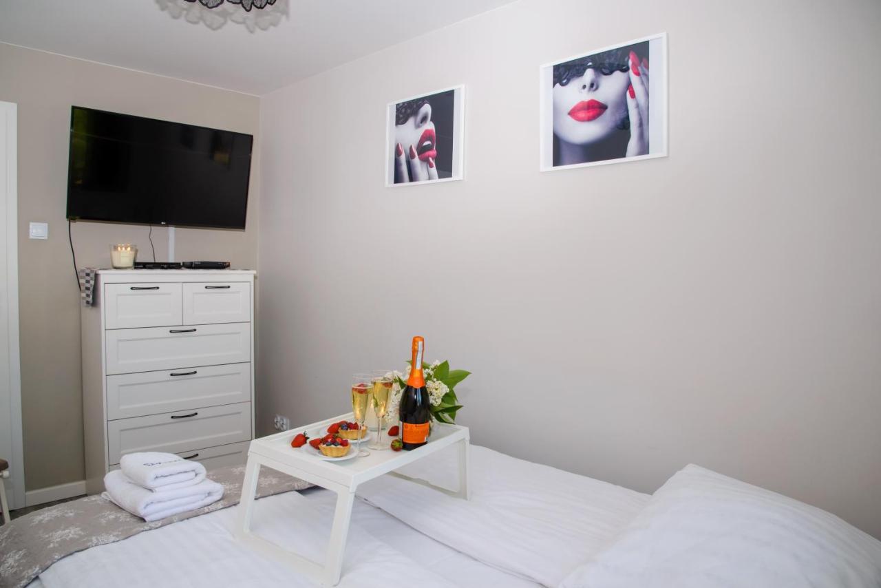 Apartemen 46 m² dengan 3 kamar tidur dan 1 kamar mandi pribadi di Long Gardens Gdansk Bagian luar foto