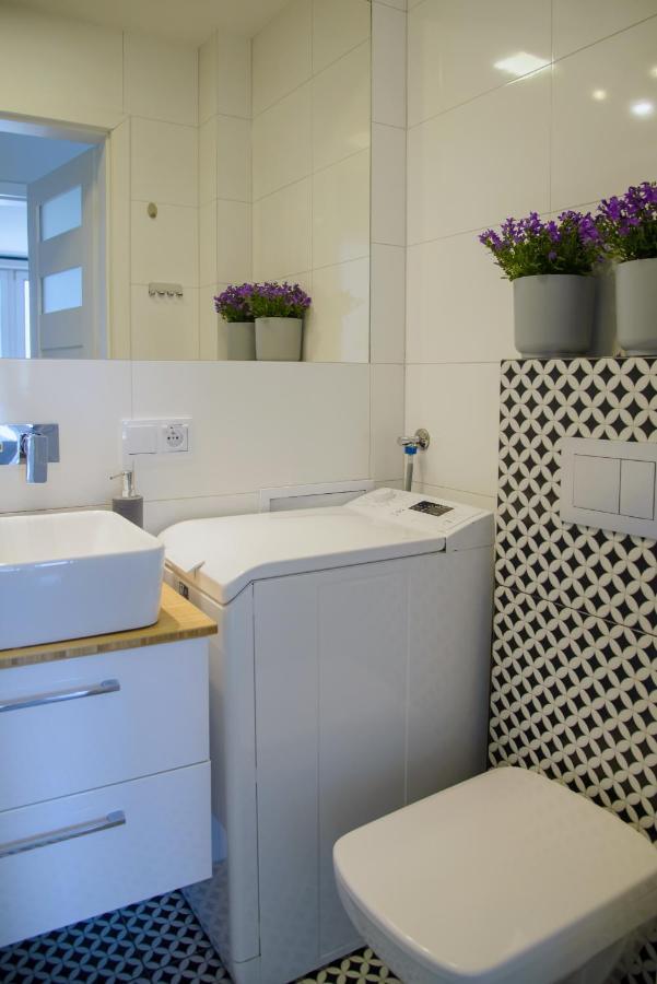 Apartemen 46 m² dengan 3 kamar tidur dan 1 kamar mandi pribadi di Long Gardens Gdansk Bagian luar foto