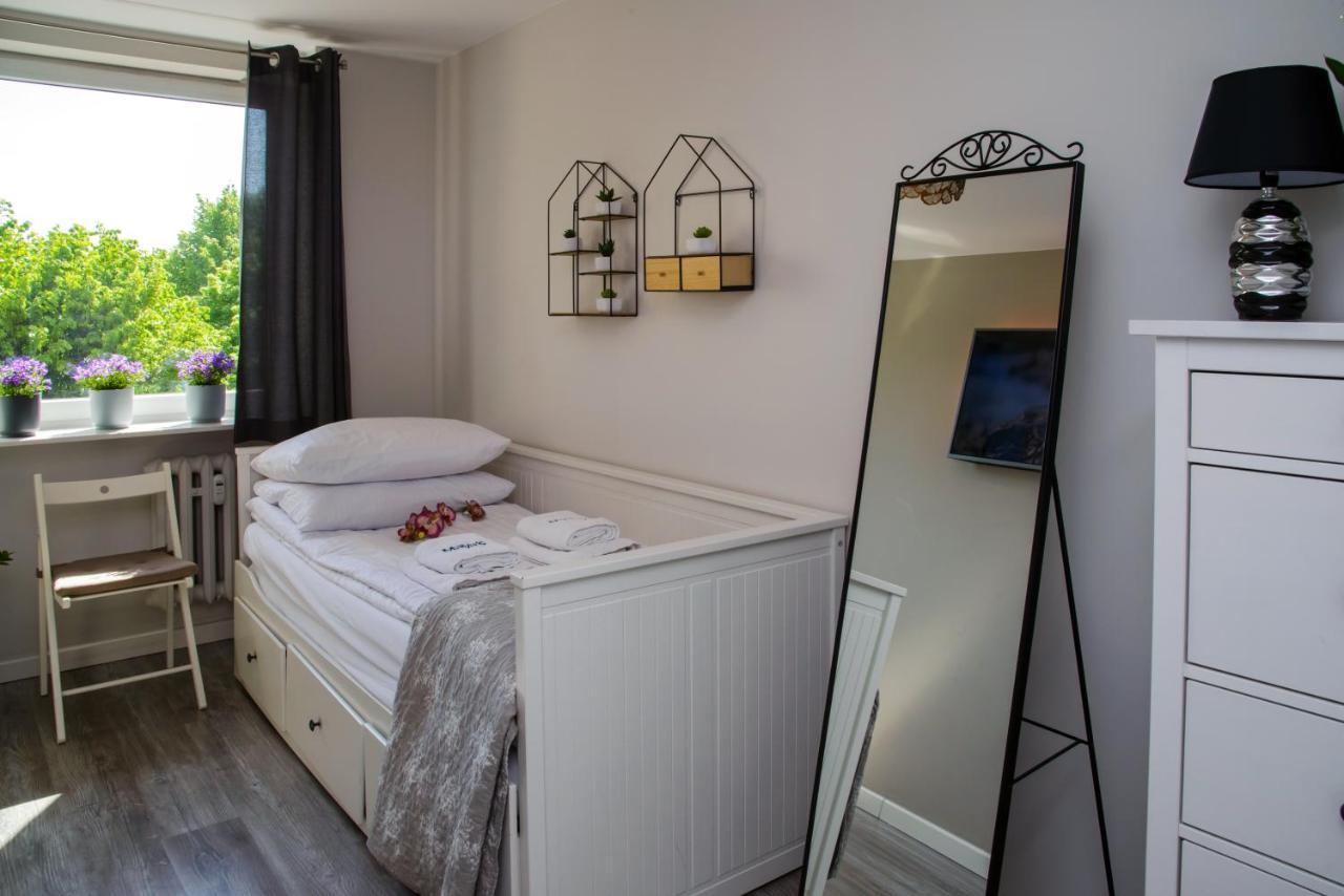 Apartemen 46 m² dengan 3 kamar tidur dan 1 kamar mandi pribadi di Long Gardens Gdansk Bagian luar foto