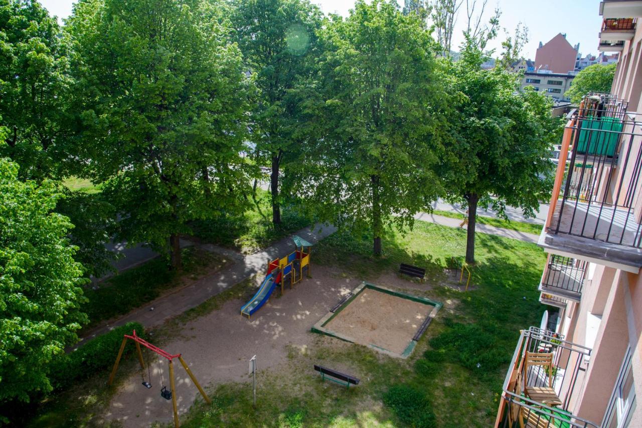 Apartemen 46 m² dengan 3 kamar tidur dan 1 kamar mandi pribadi di Long Gardens Gdansk Bagian luar foto