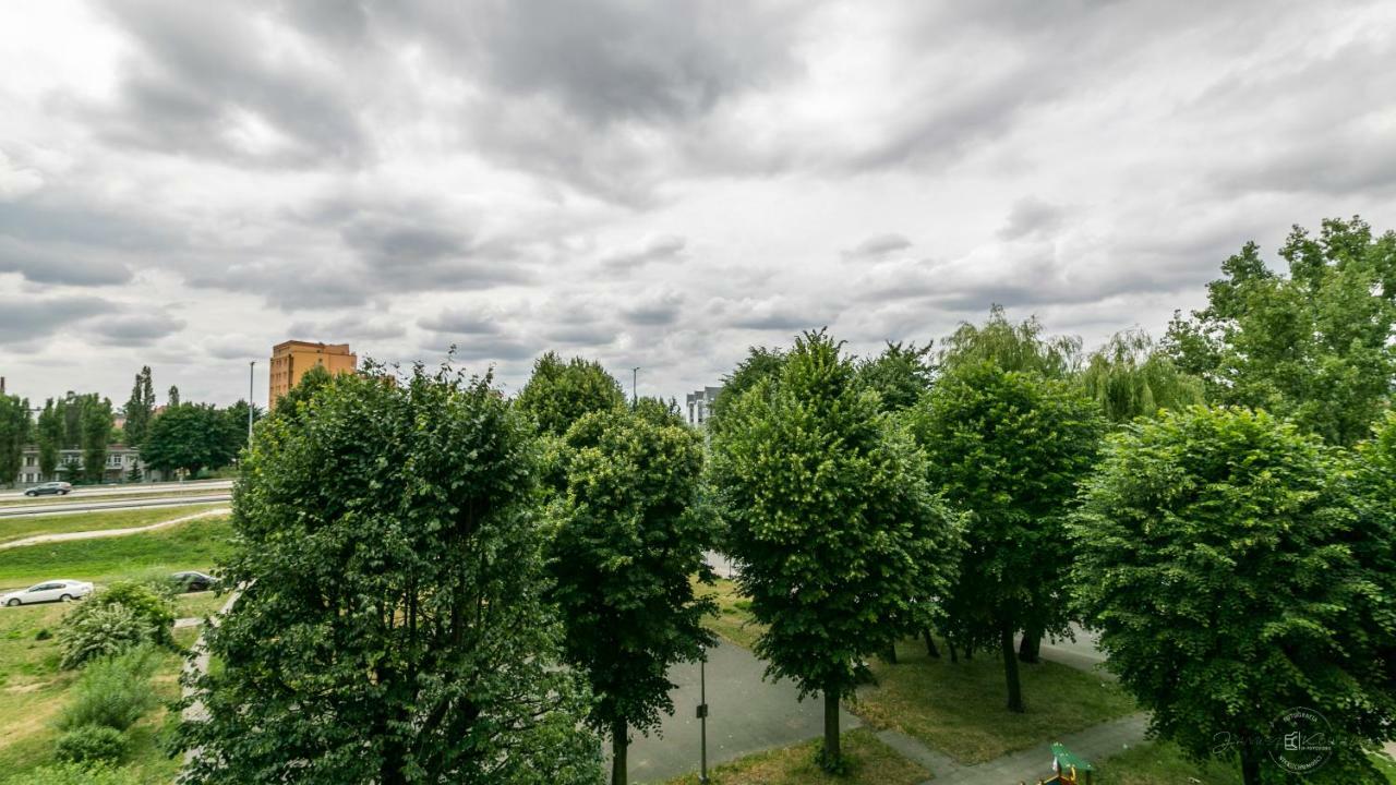 Apartemen 46 m² dengan 3 kamar tidur dan 1 kamar mandi pribadi di Long Gardens Gdansk Bagian luar foto